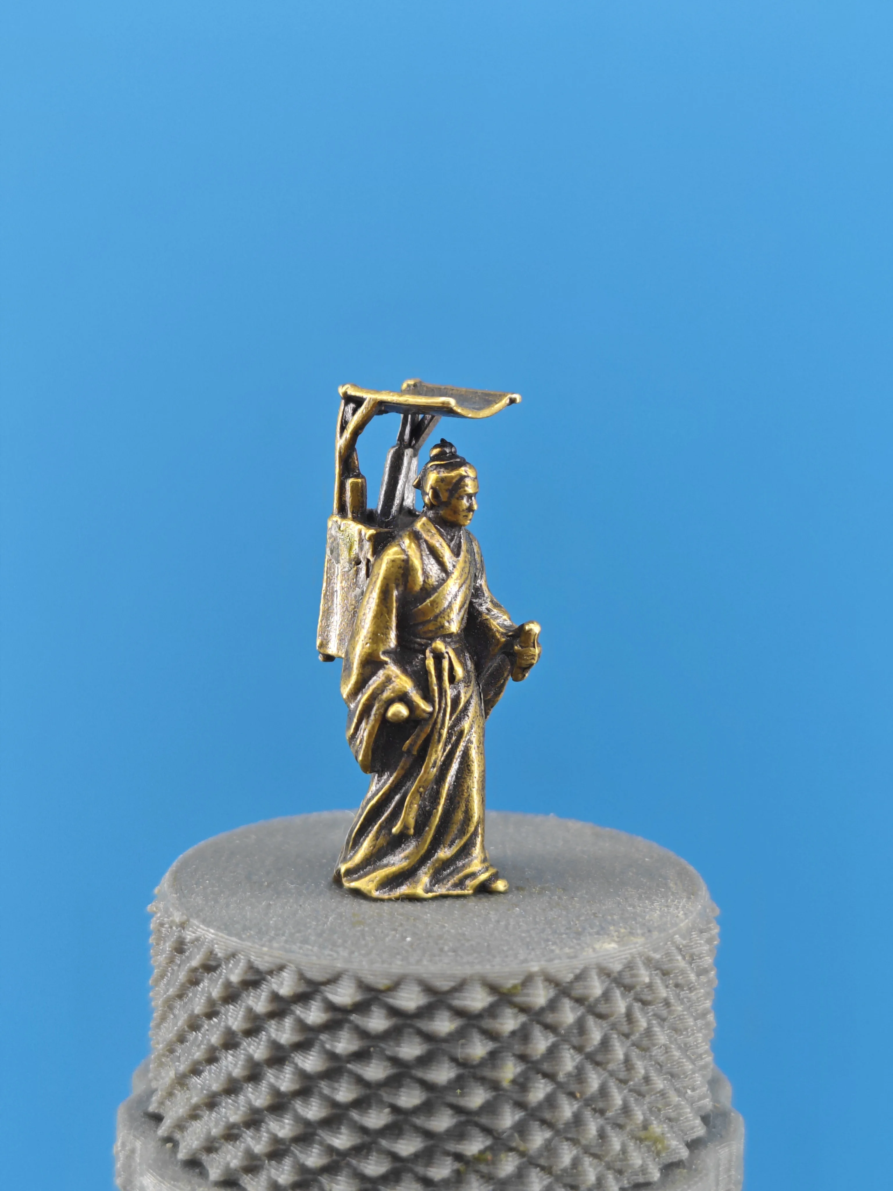 

Медная статуэтка ландшафтное украшение