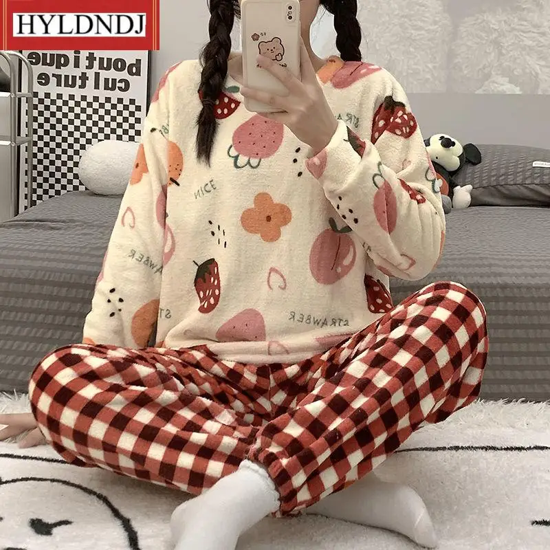 Autumn Winter New Caroset Cute Coral Fleece Pajamas for Womens Plus Velvet Pyjamas Sets Nightgown Sleepwear Homewear