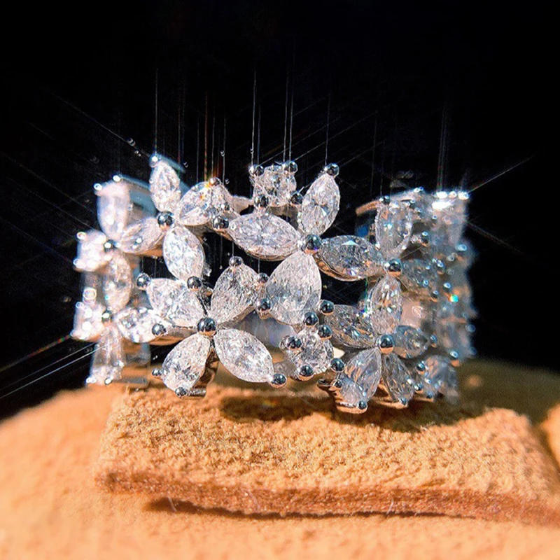

UILZ Silver Plated Flower Rings Full Zircon Stone for Women Fashion Jewelry Wedding Engagement Eternal Promise Band Wholesale