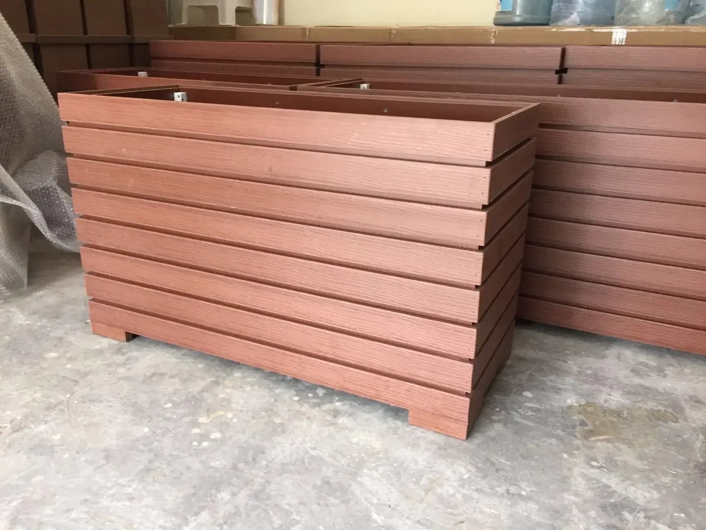 Diy Wpc Открытый деревянный приподнятый садовый кашпо для овощей