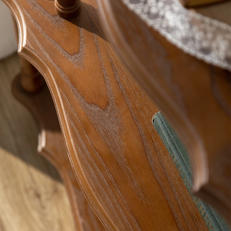 Стеллаж для хранения цвета ореха в стиле ретро. Деревянный журнальный столик.