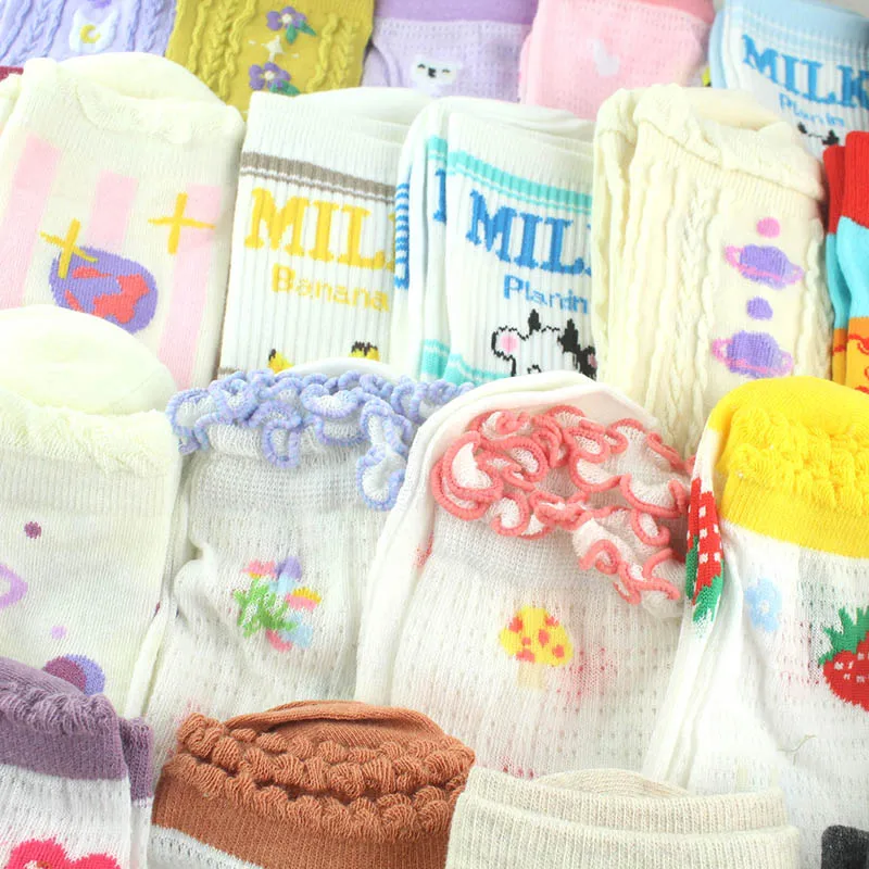 

[WPLOIKJD]Simple Harajuku Cute Funny Socks Women Novelty Creative Lace Sokken Edge Cotton Kawaii Jacquard Art Meias Feminino