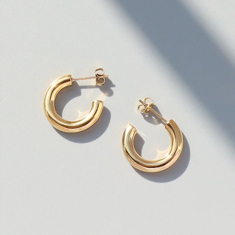 

2022 Trending Autumn and Winter Simple Solid Geometric Hoop Earrings for Girls Stainless Steel Plated 18K Gold Jewelry Gifts