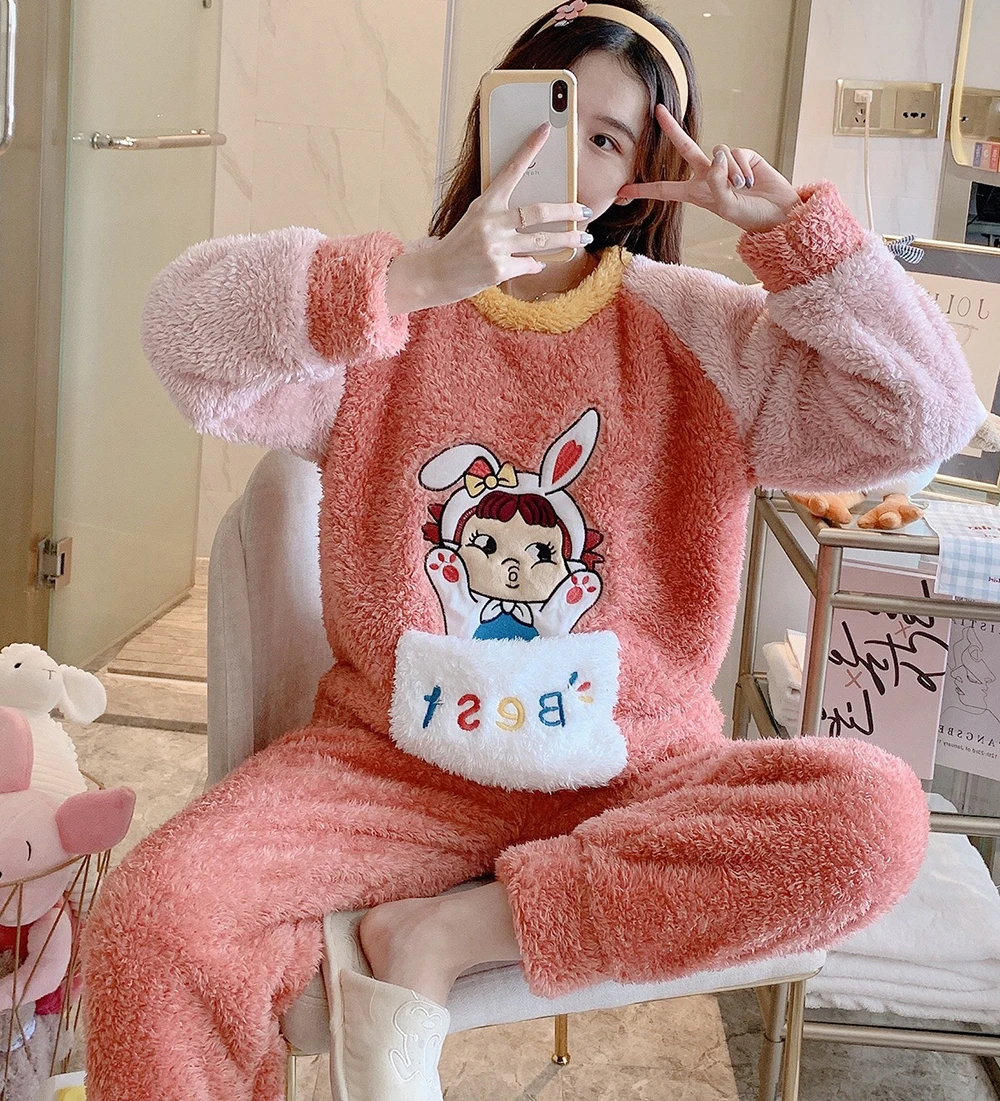 2022 Winter Flannel Pyjamas Women Kawaii Cartoon Long Sleeve Warm Sleepwear Cute Embroidery Pajamas Two Pieces Suit Homewear