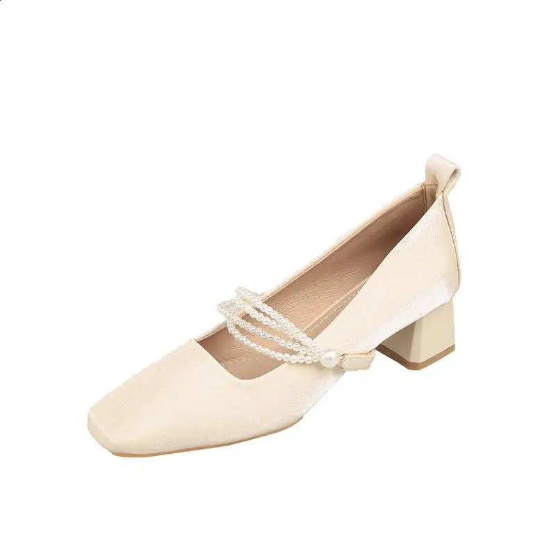 Женская обувь на плоской подошве повседневные женские кроссовки с квадратным