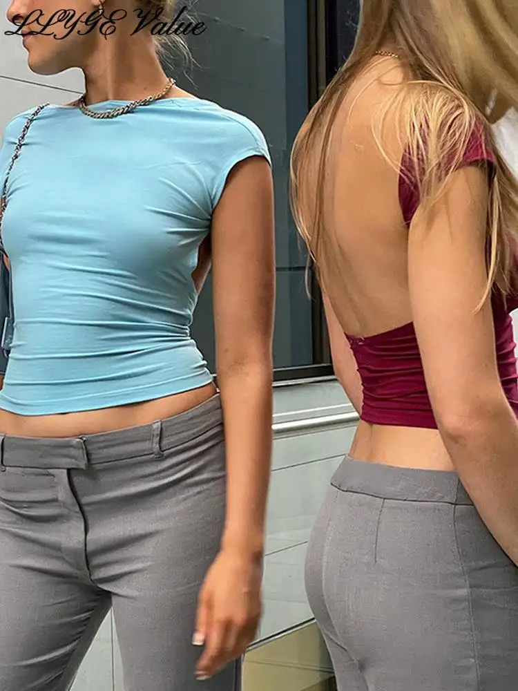 Женский короткий топ с открытой спиной облегающий коротким рукавом и вырезами Y2K