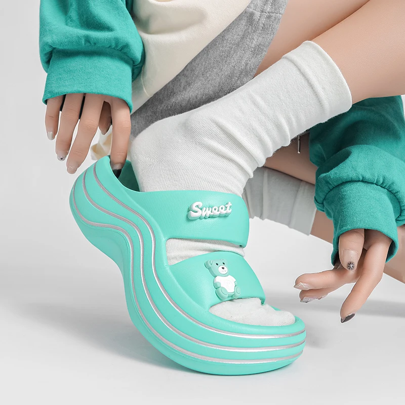 Woman Shoes Thick Sole Women Sandals Fashion Ladies Summer Platform Slides Comfortable Breathable Women's Slippers Trend Flipper