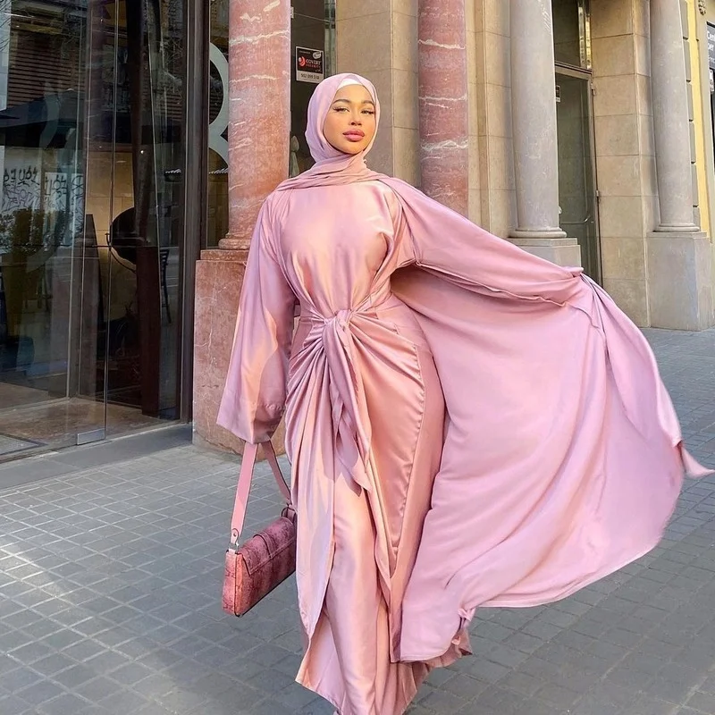 

Muslim Fashion Pleated Long Dress Dubai Women Robe Dress Abayas for Women Islamic Women Dress Clothing 2022 Moroccan Kaftan