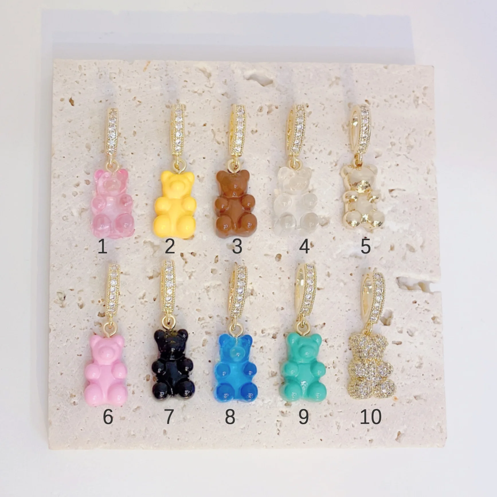 

Punki new Color Zircon Crystal Resin Teddy Bear Pendants Necklaces Heart Gold Choker For Women Party Travel Jewelry HUANZHI 2021