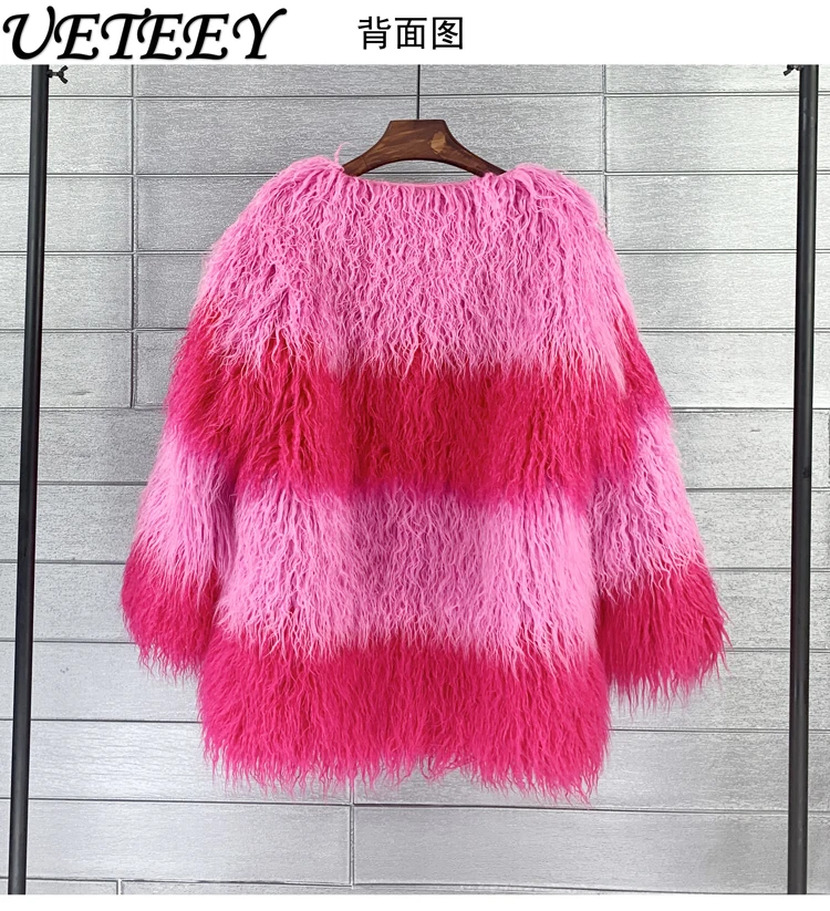 Рисунок 6 - Розовое короткое меховое пальто с прострочкой