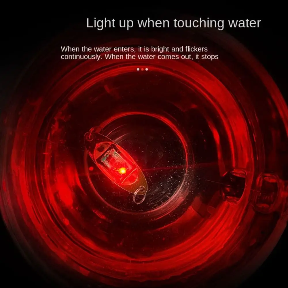 Флуоресцентная подводная лампа в форме окуня