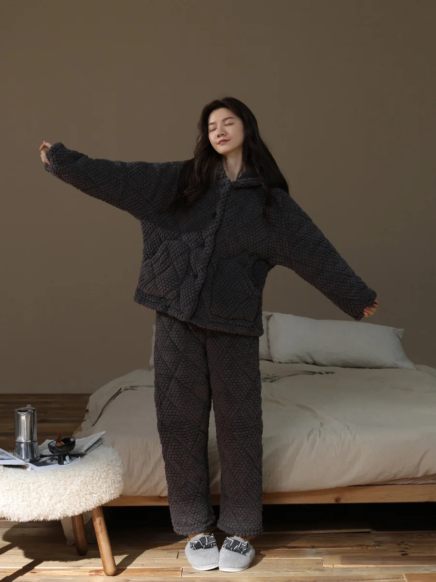 [Супер плотные] пижамы из кораллового флиса женские осенне-зимние трехслойные