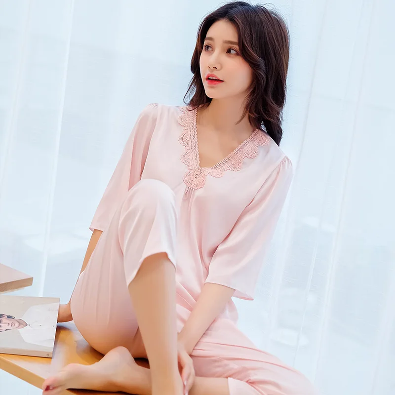 Victoria Silk Pajamas Women Thin Chest Pad Half Sleeve Short sleeve Cropped Pants Home Wear