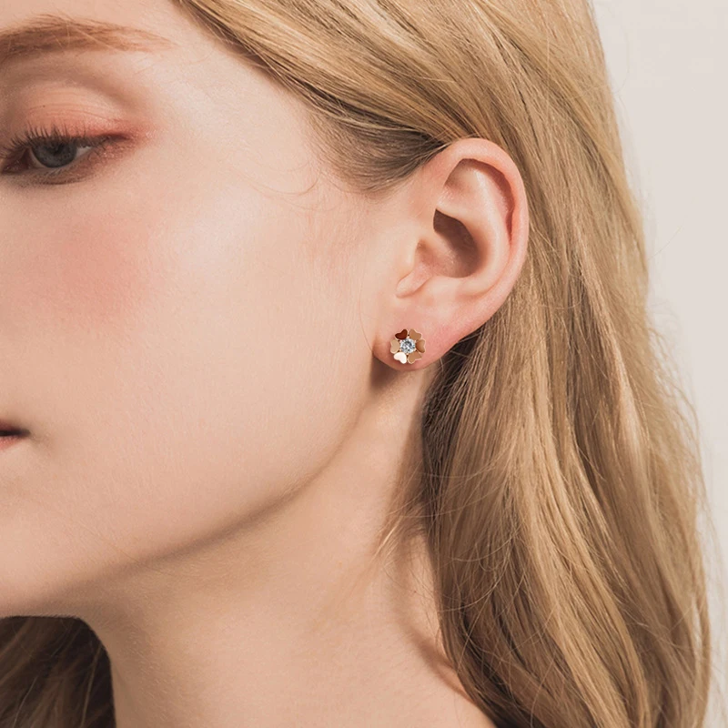 Фото Daisini модные кристаллы от Swarovski, ювелирные изделия, женские серьги-гвоздики с цветком, маленький дизайн в виде сердца, высокое качество, подарки на день рождения №5