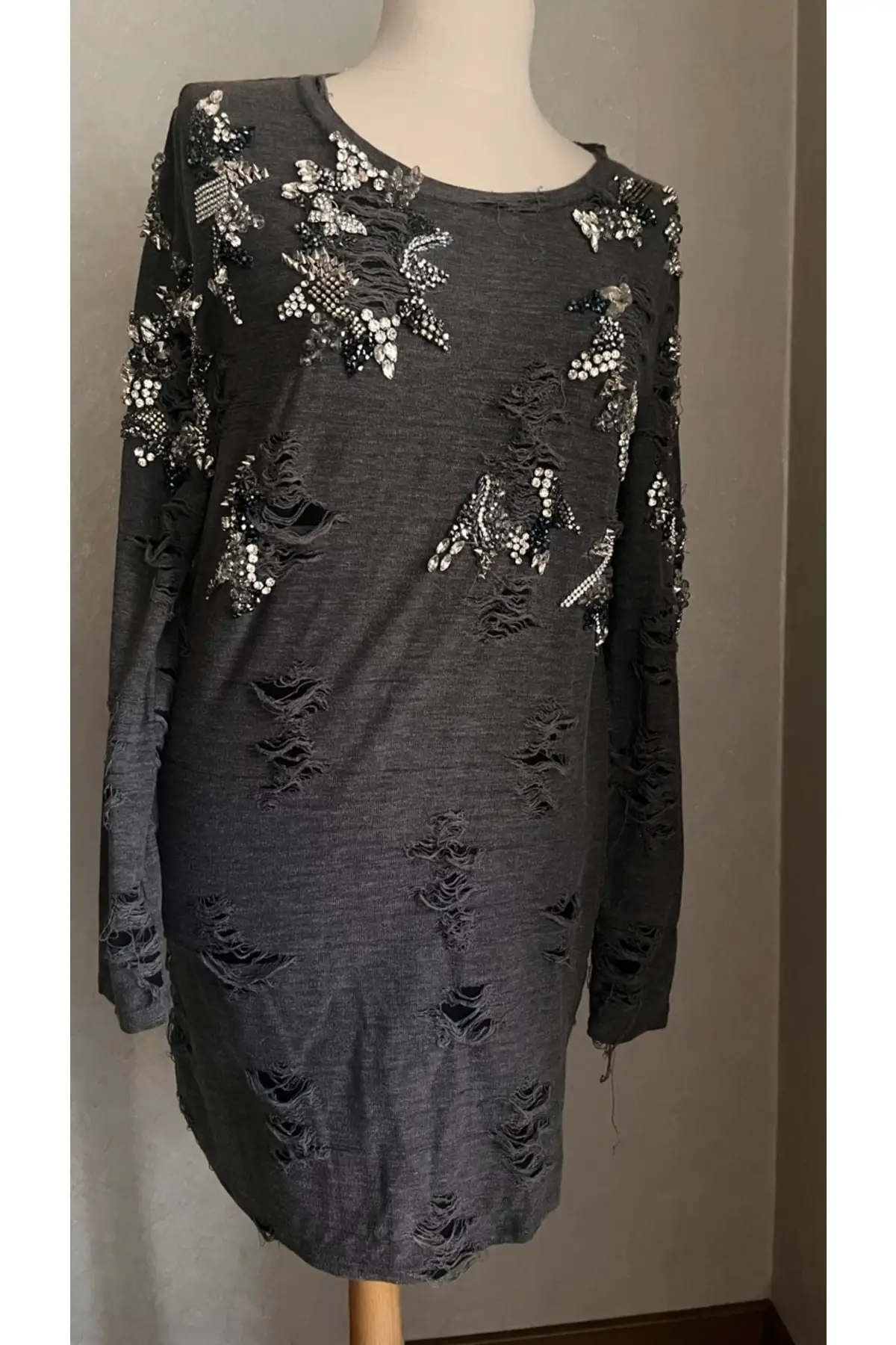 Рисунок 3 - Женское стильное повседневное платье-туника