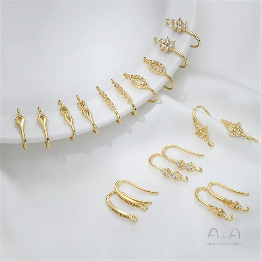 Сумка 14 карат с инкрустацией золотом цирконом и геометрическим рисунком