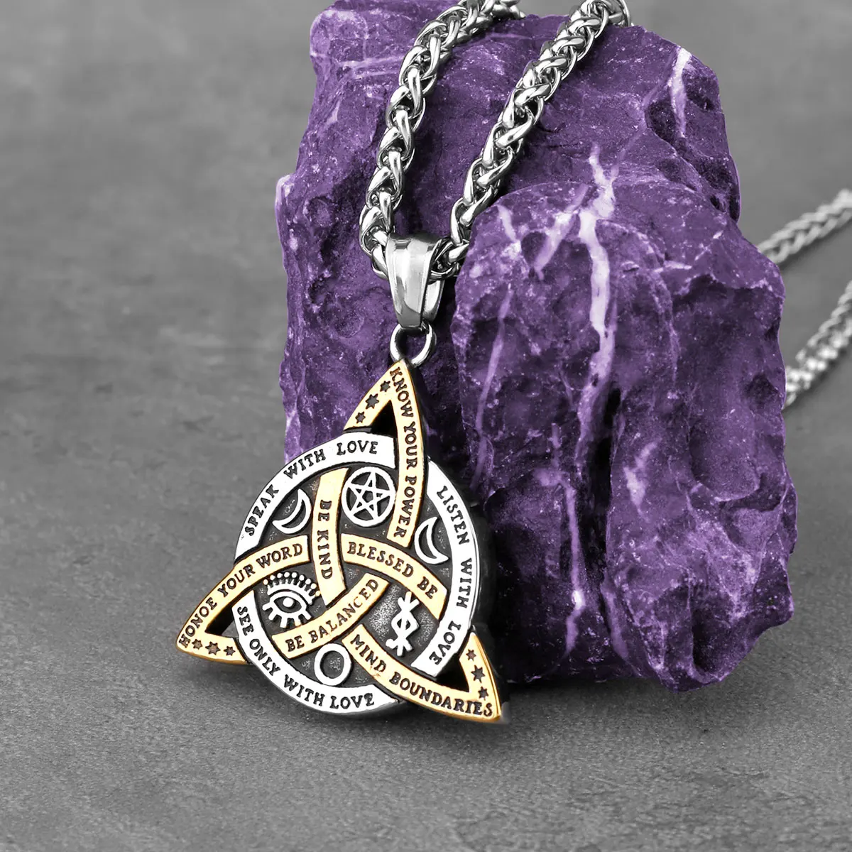 

Stainless Steel Vikings Odin Trinity Necklace Men's Nordic Rune Letter Pendant Necklace Vintage Amulet Male Jewelry Wholesale