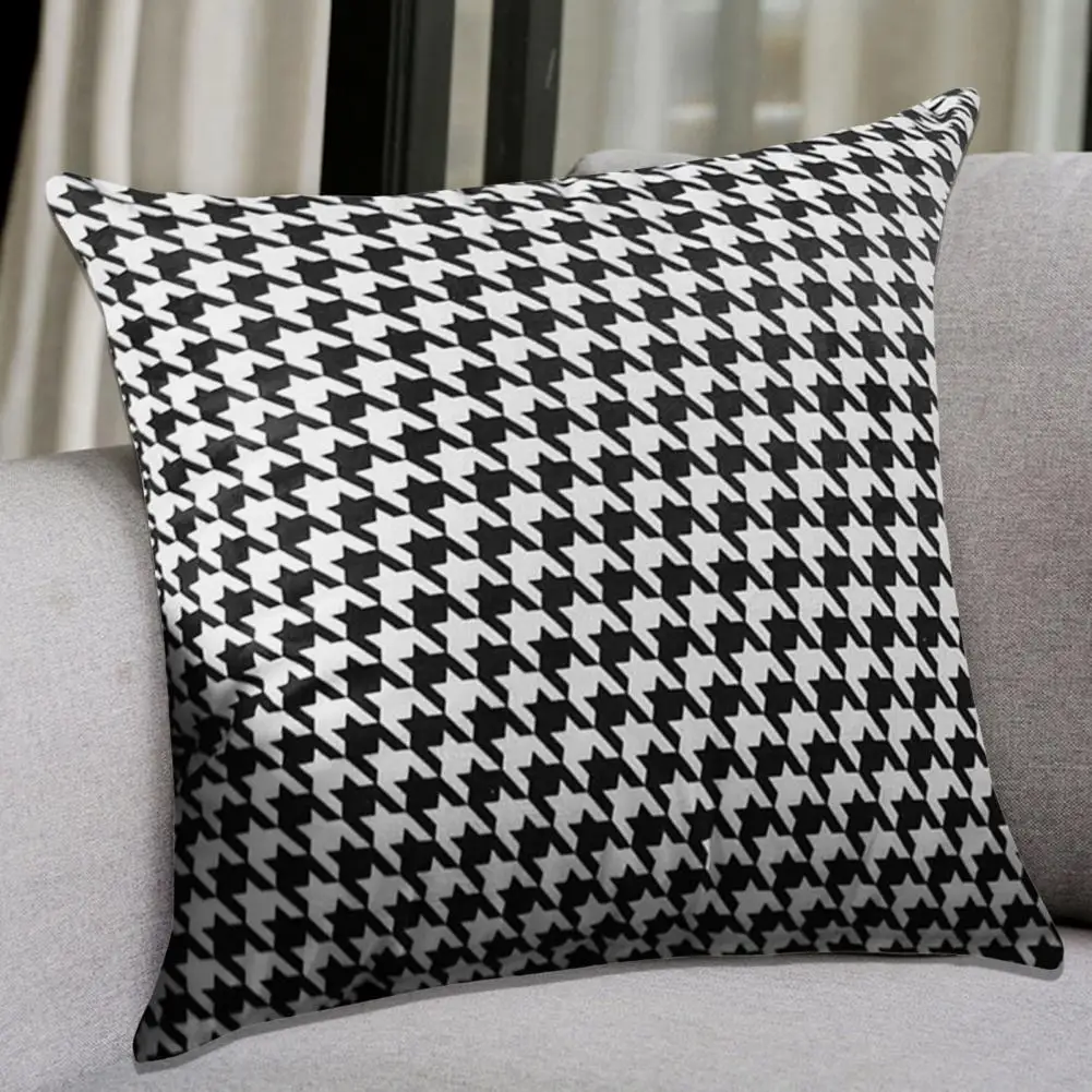 

Pillowslip Super Soft Geometric Print Pillowcase Fade-resistant Cover with Hidden Zipper for Stylish Decoration Durable Wear