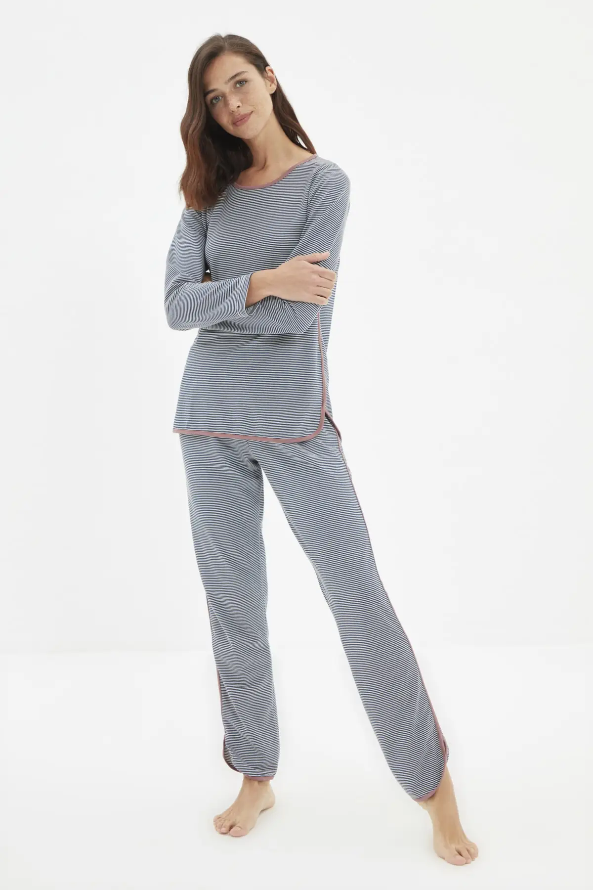 

Trendyol Striped Knitted Pajamas Set THMAW22PT1439