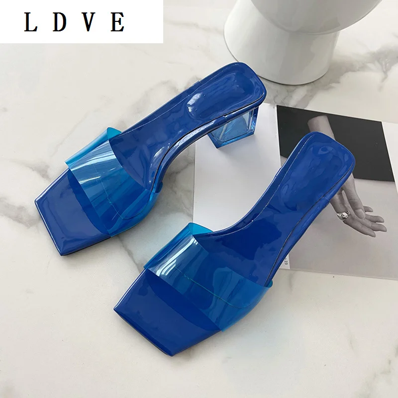 

Мюли женские прозрачные с открытым носком, ПВХ сандалии без задника, квадратный каблук средней высоты, пляжные тапочки, модная выразительна...