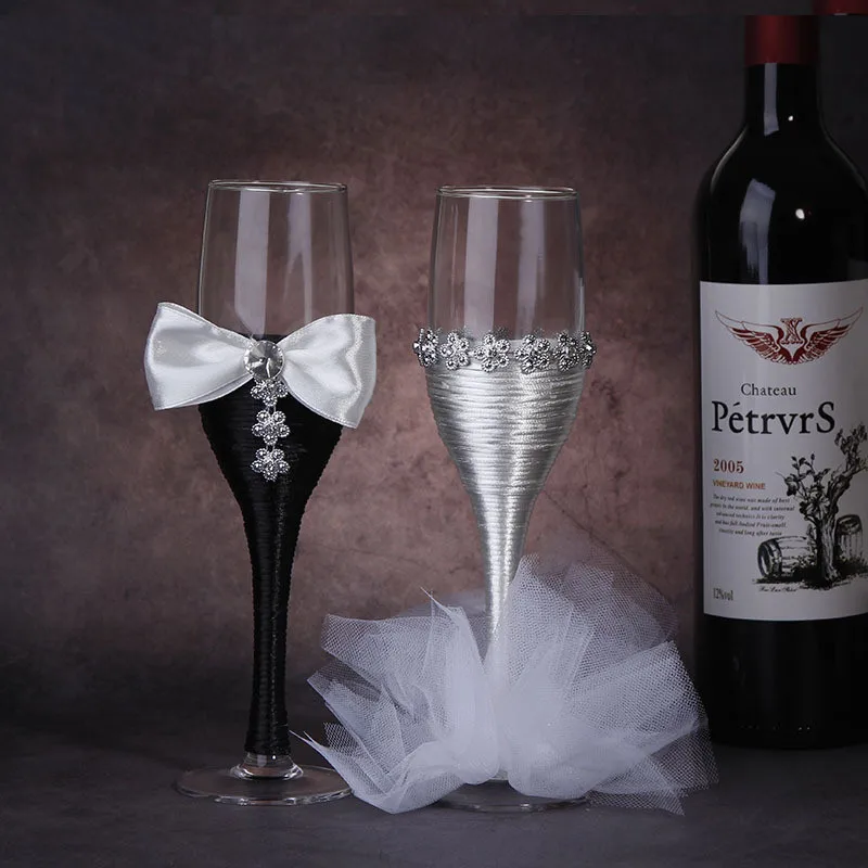

1 Pair Chinese lovers-style Luxury Red Wine Champagne Glasses Wedding Gift Pairing of Wine Couple Wedding Goblet Party Supplies