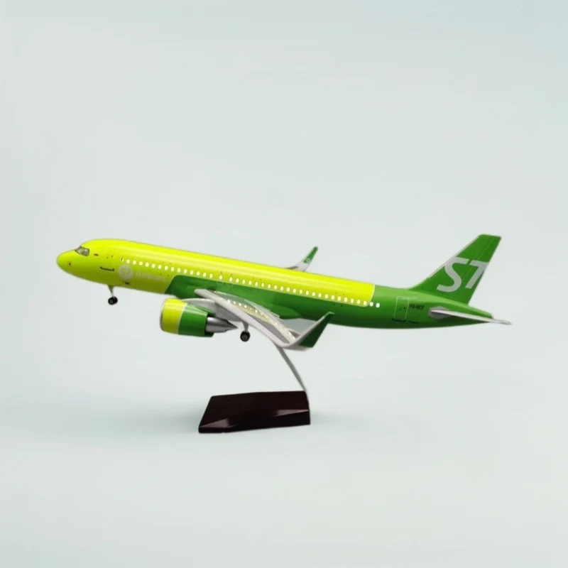 

Модель самолета Siberia S7 Airlines A320