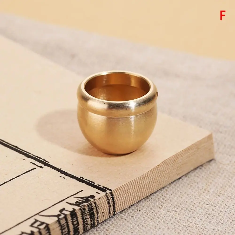 

Латунный корнет для богатства foundtwo