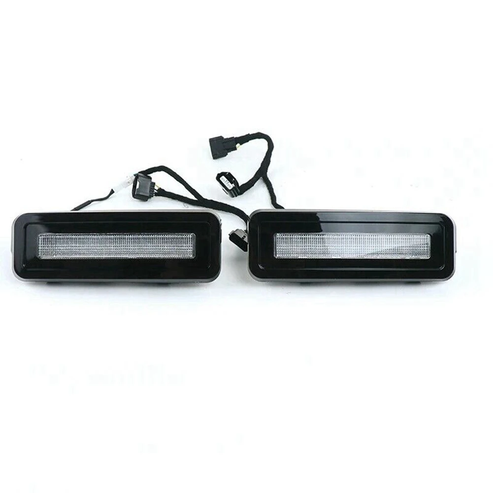 

Car Rear LED Bumper Light Reflector Tail Brake Stop Lamp Turn Signal Light for 2020-2023