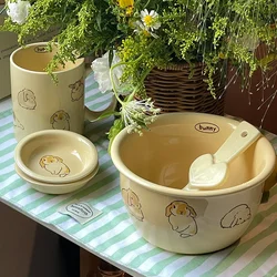 Посуда с кроликами