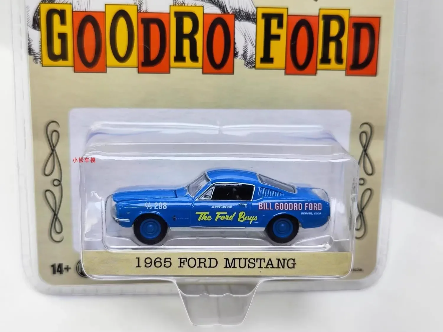 Модель автомобиля Ford Mustang Fastback - Bill Goodro 1:64 1965 литый под давлением из