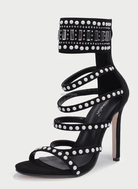 Женские босоножки на высоком каблуке с открытым носком |