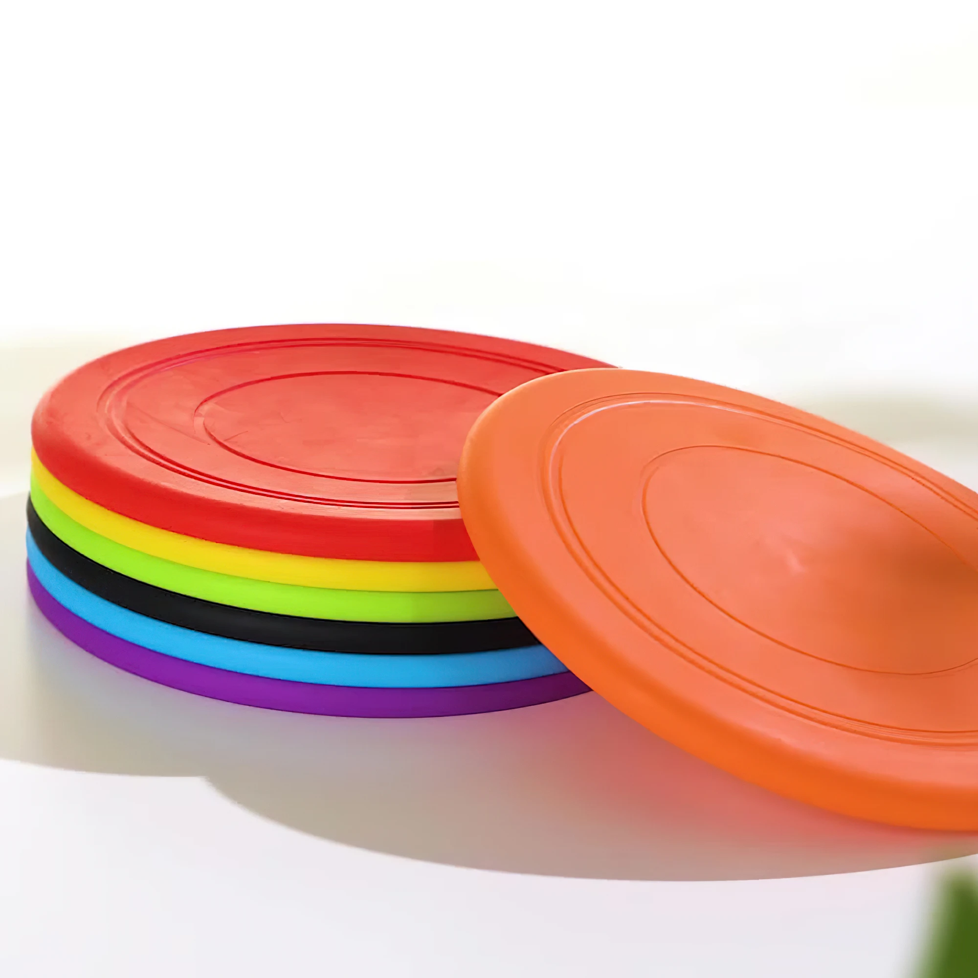 

Funny Silicone Flying Saucer Dog Cat Toy Dog Game Flying Discs Resistant Chew Puppy Training Interactive Pet Supplies