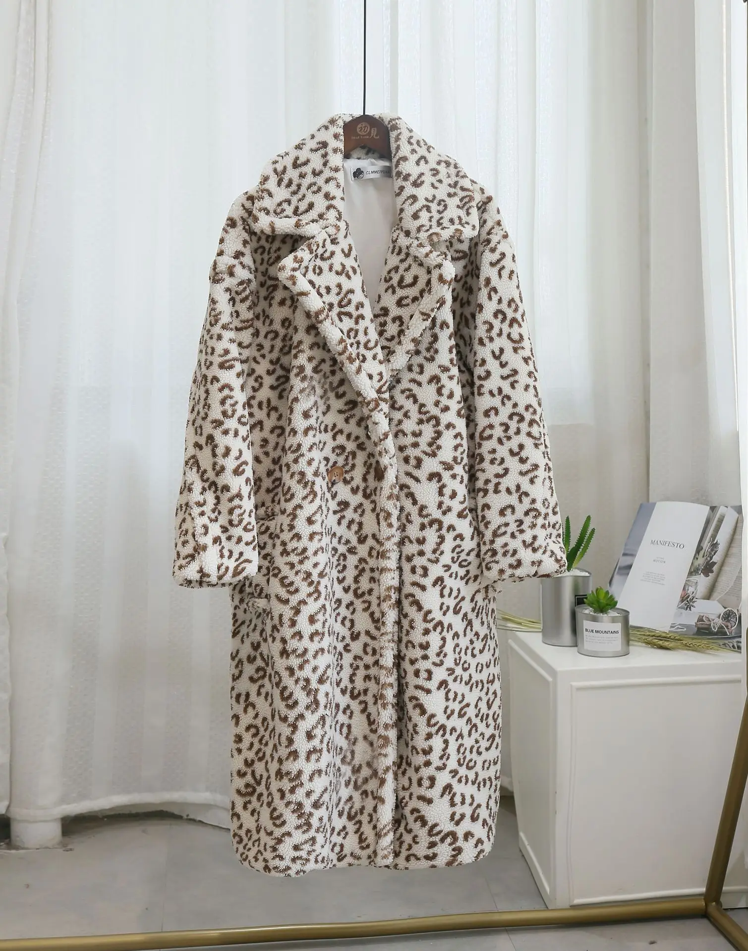 Leopard Coats  New Women Faux Fur Coat Luxury Winter Warm Plush Jacket Fashion artificial fur Women's outwear High Quality