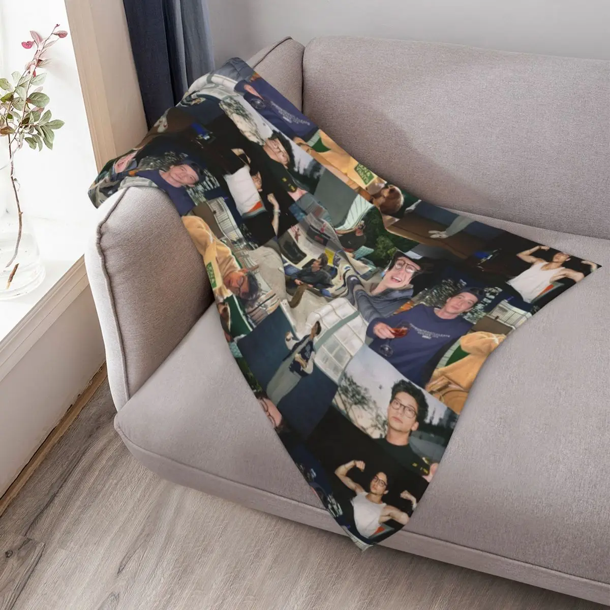 Фото Плед Milo Manheim Collage, уютное теплое одеяло для декора спальни №3