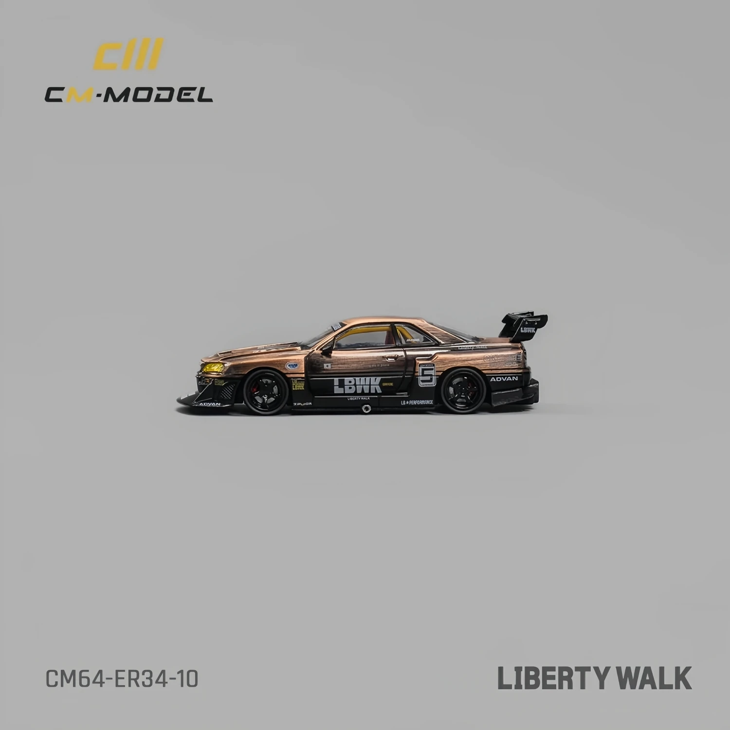 Фото В наличии: Коллекционная масштабная модель автомобиля CM Model 1/64 Liberty Walk ER34 Bryanlivery №4