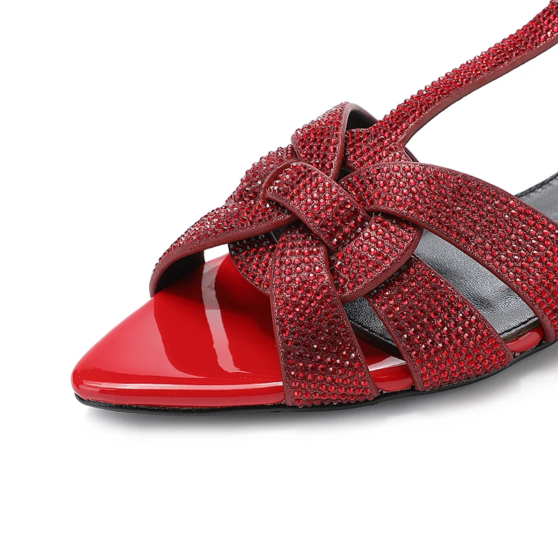 2023 Fashion Women's Casual Flat Bottom Pointed Hot Diamond Sandals Brand Outdoor Single Shoes Classic Buckle Beach Slippers