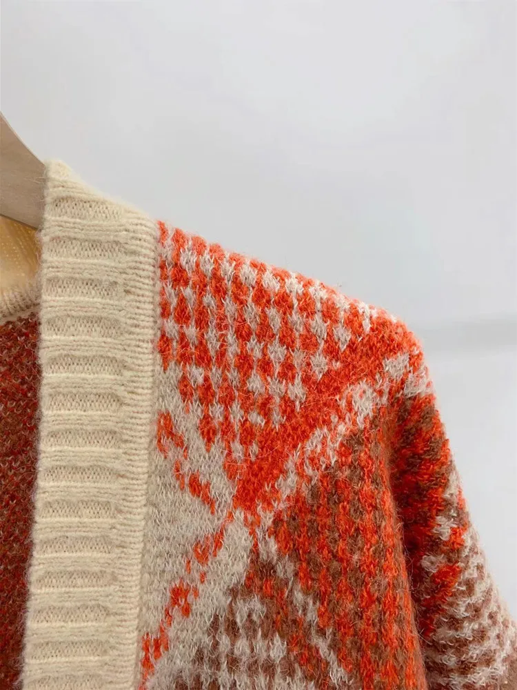 

Women Cardigan Argyle Badge Decoration V-Neck Long Sleeve Single Breasted Pockets Casual Knitting Coat