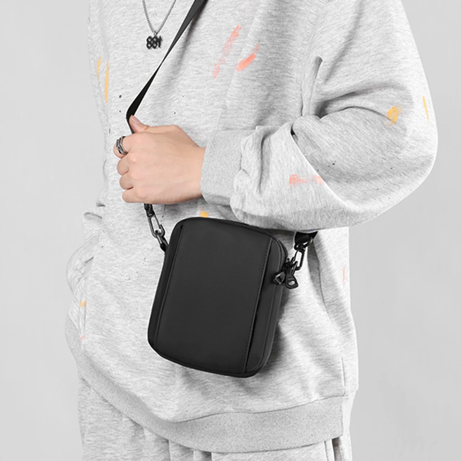 

Простая нейлоновая мужская сумка через плечо, маленькая вместительная водонепроницаемая сумка для работы и офиса