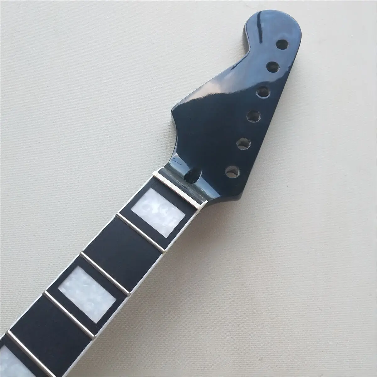 Left head New Guitar Neck Black Maple  22 Fret Rosewood Fretboard parts New Replacement 1set