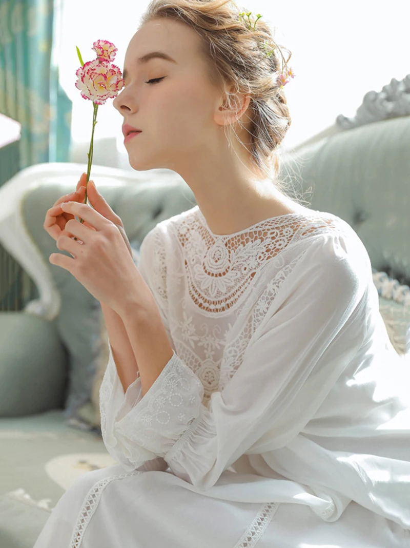 

Женская винтажная ночная рубашка из чистого хлопка с оборками и V-образным вырезом