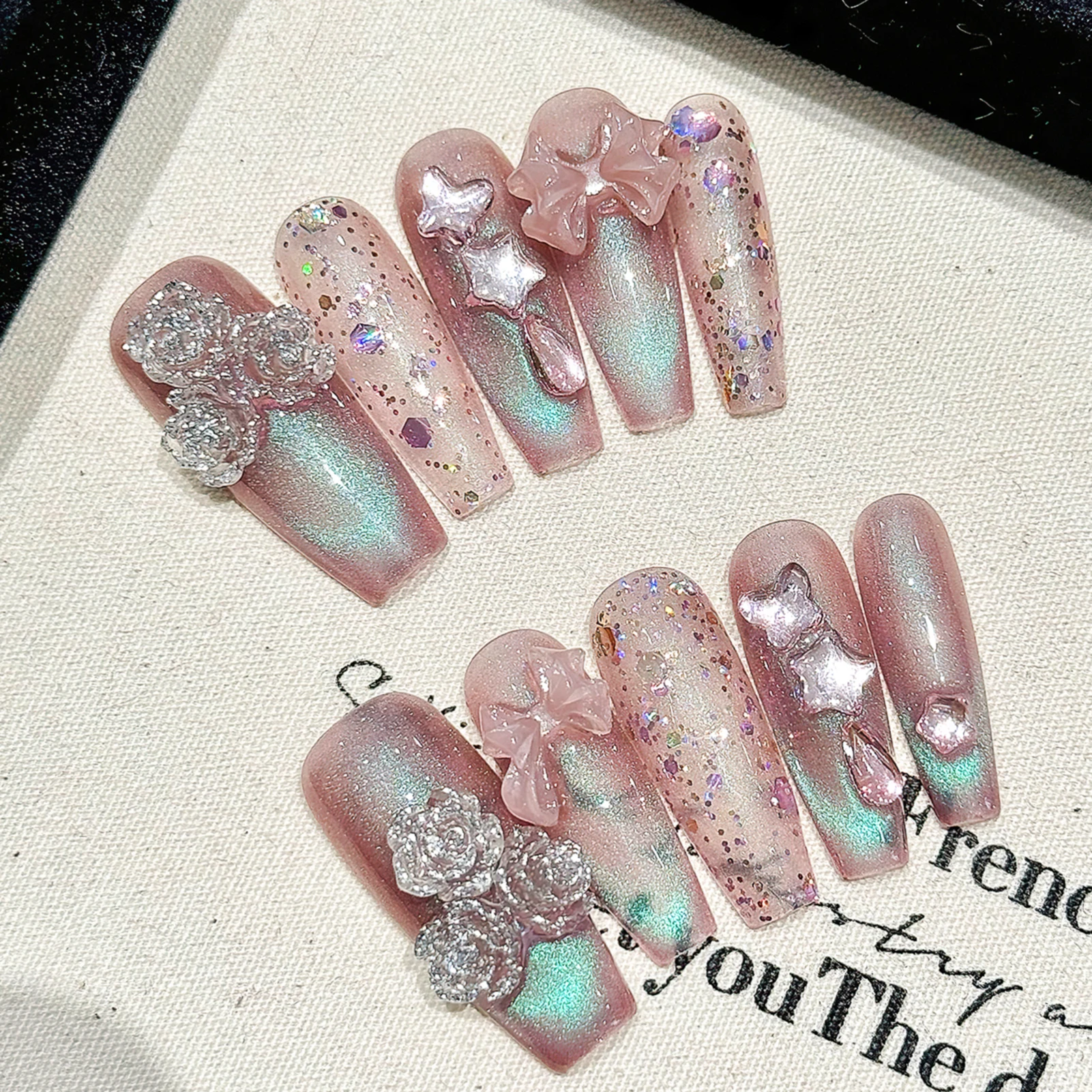 Нажмите на акриловые ногти Фиолетовый Аврора кошачий глаз Накладные с 3D