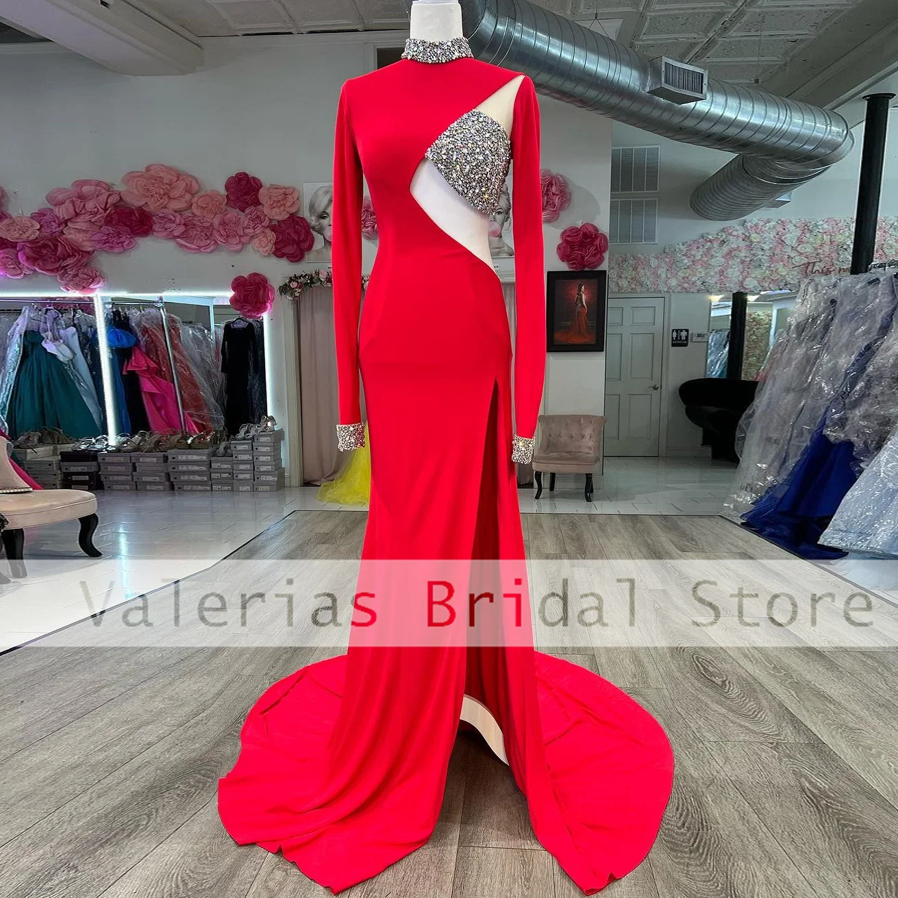 

Elegant Red Mermaid Evening Dress Long Sleeves Beading High Collar Collar Formal Party Prom Dresses Cutout Illusion Sexy Gowns