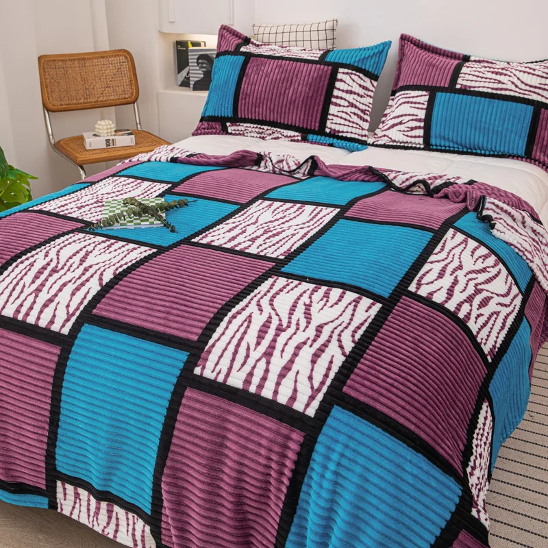 Клетчатое Одеяло Волшебный Бархат В Фиолетовую И Синюю Полоску Портативное