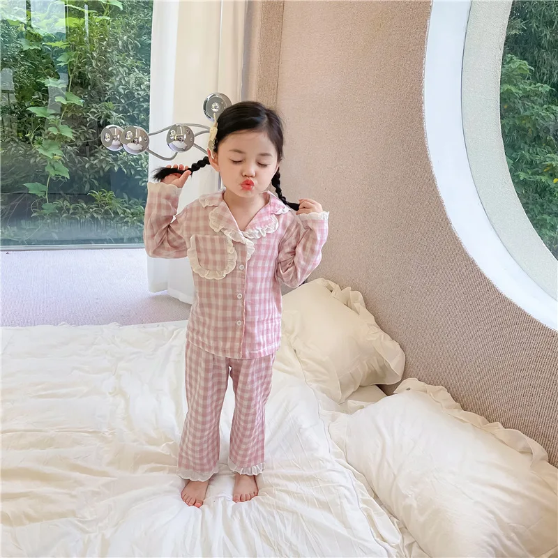 Детский клетчатый пижамный комплект