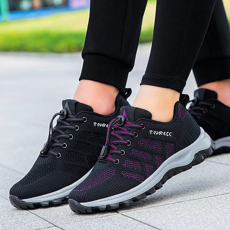 Autumn Women Sneakers Fashion Elastic Band Unisex Shoes Men Casual Sport Shoes Light Breathable Shoes Women Platform Sneakers