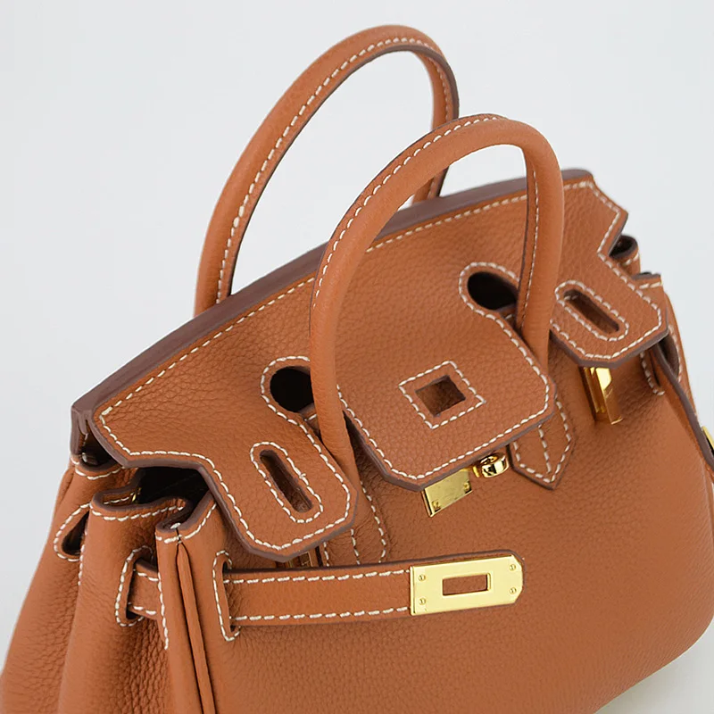 

2022 Fashion Handbags Lock Luxury Designer Woman's Bag Mini Shoulder Messenger Bags Famous Brands Genuine Leather Bag Purse Sac