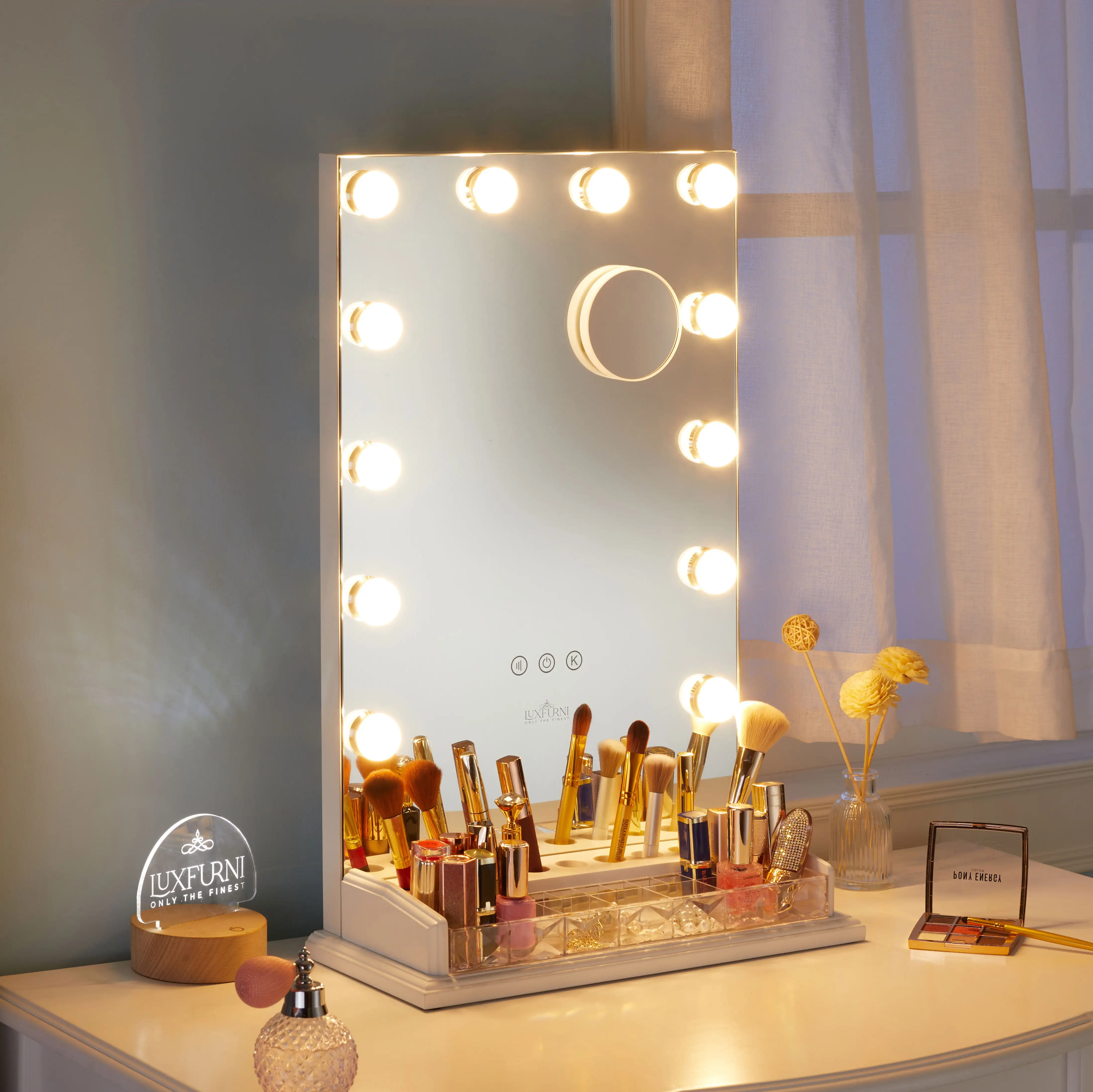 

NEW Vanity Table Makeup Hollywood Mirror With Touch Control Dimmable Light
