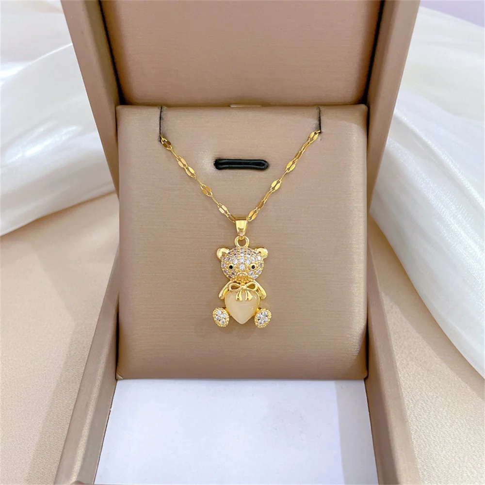 

Luxury Bowknot Heart Shaped Moonlight Stone Little Bear Pendant Fashion Copper Micro Inlaid Zircon Necklace Birthday Gift