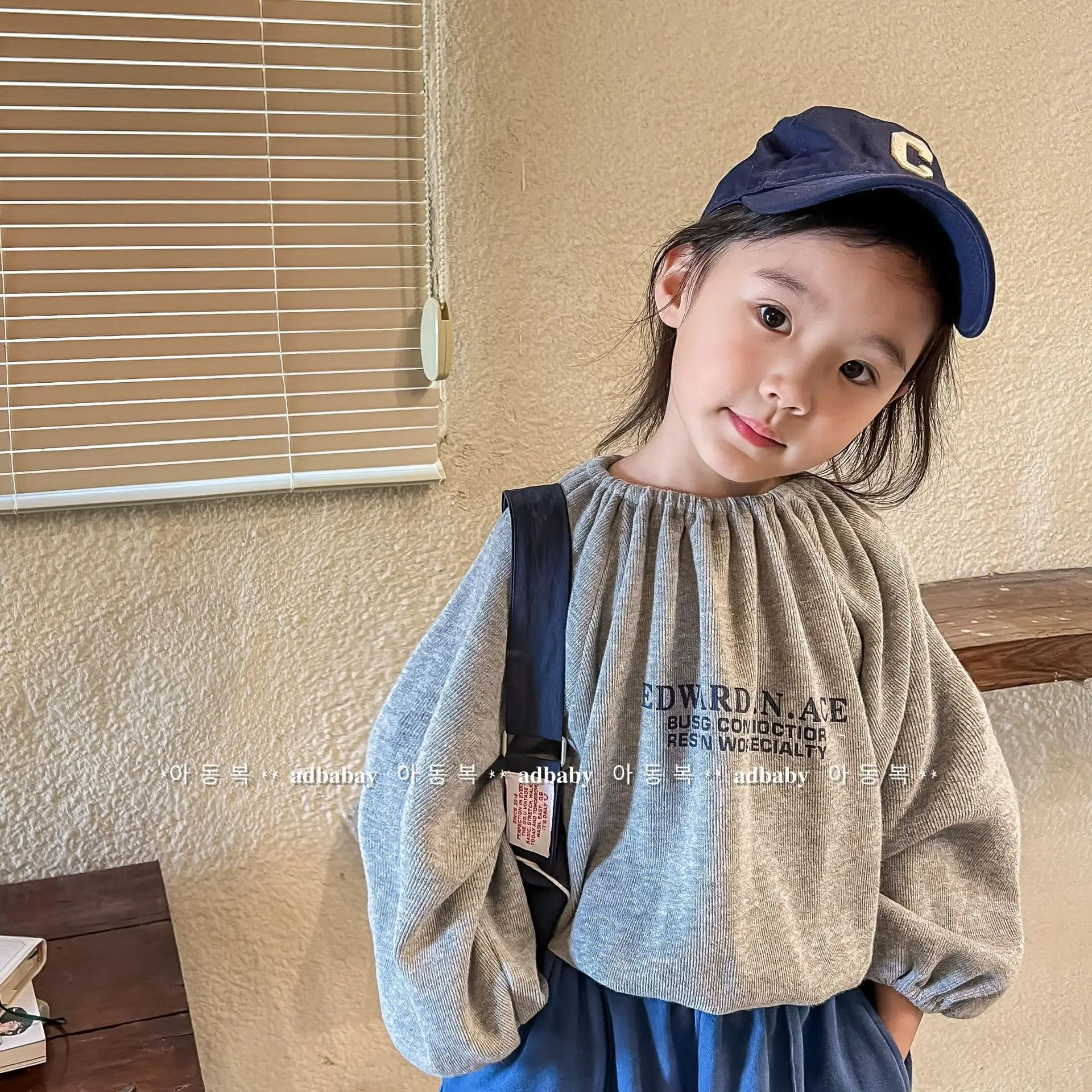 

2022 Autumn New Children Casual Sweatshirt Fashion Letter Print Baby Bat Sleeve T Shirts Boys Girls Long Sleeve Tops Clothes