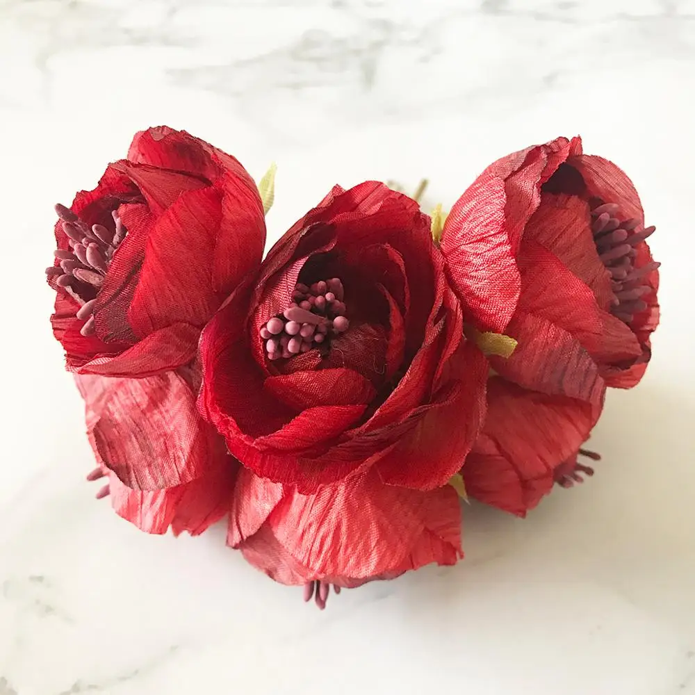 

Букет искусственных роз из шелка 6 шт.